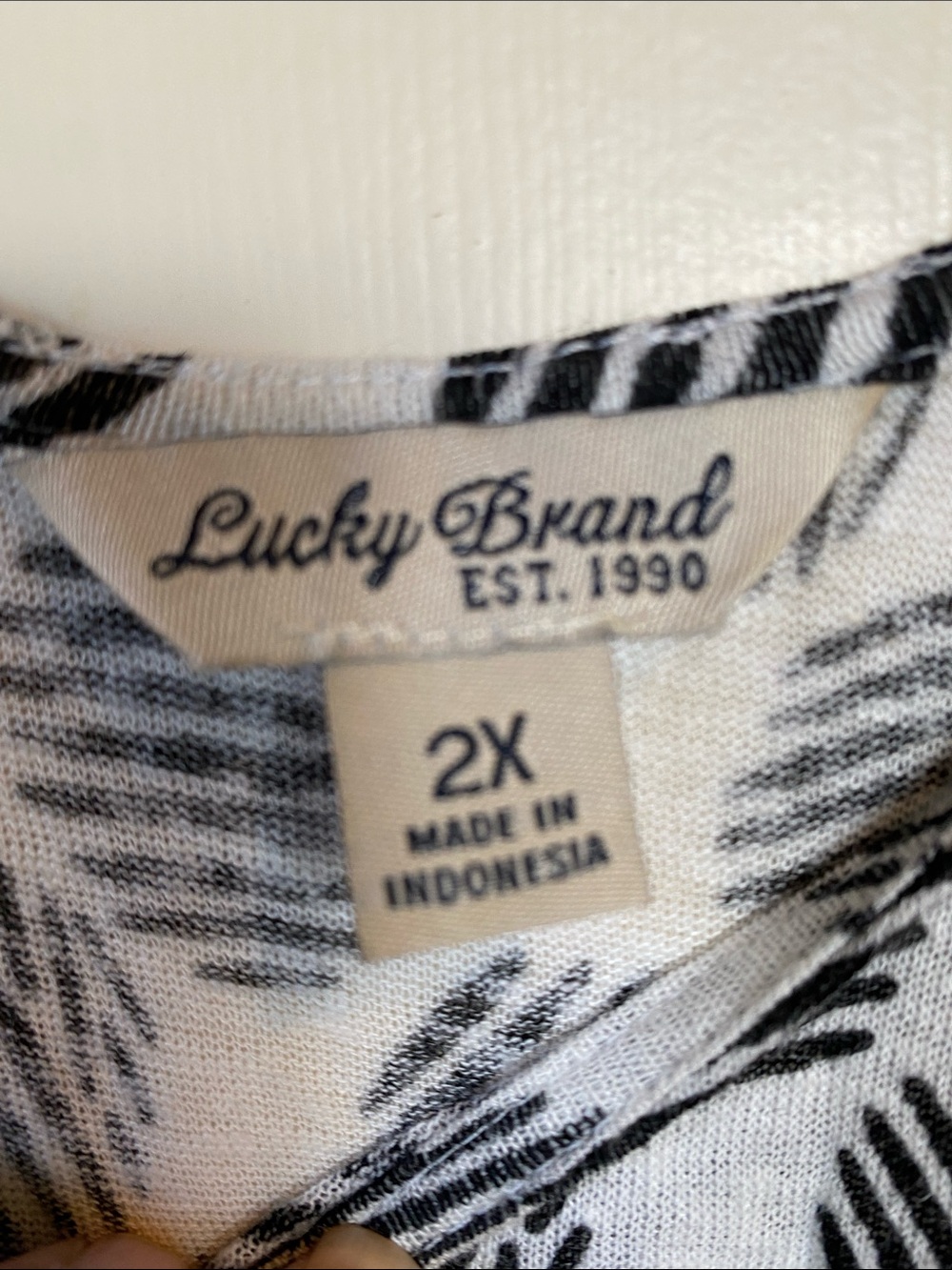Lucky Brand Black and White Short Sleeve Geometric Tee - Picture 2 of 7